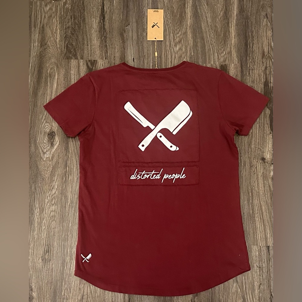 NWT Men’s Distorted People White Embroidered Logo Red T-Shirt- Medium